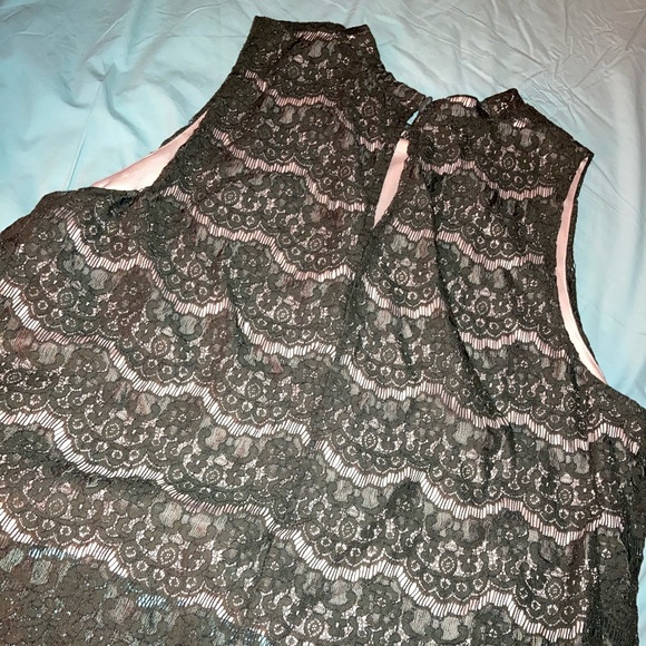 Lace top - Picture 2 of 2